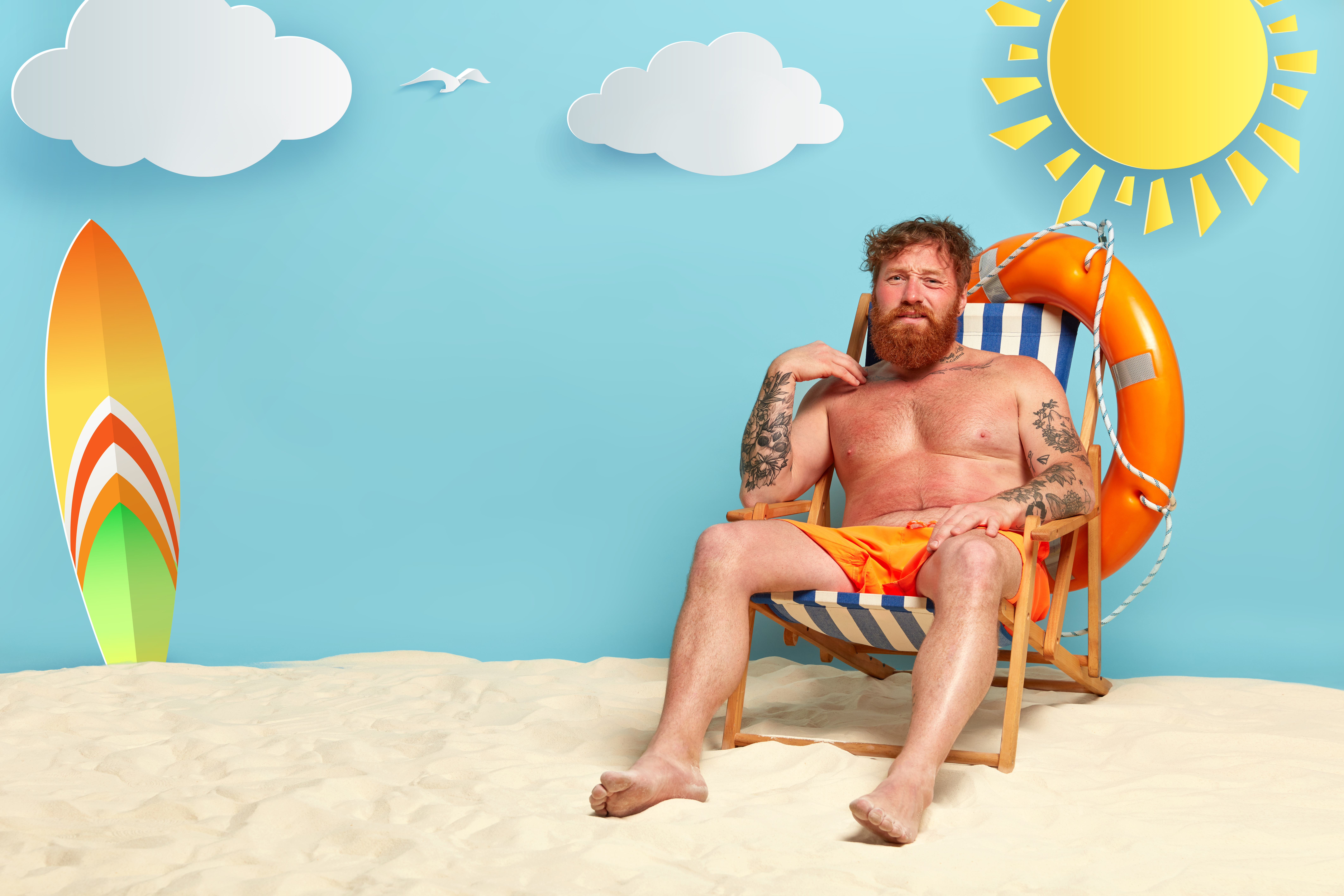 hombre con quemaduras de sol