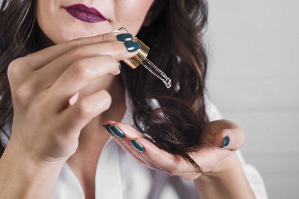 Alimentos y suplementos para fortalecer el cabello y las uñas