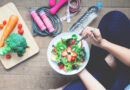 imagen con verduras para reflejar uno de los hábitos saludables para el aparato digestivo